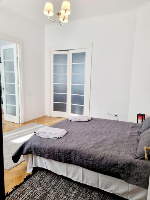 Cozy Apartment Near City Center Bukareszt Zewnętrze zdjęcie