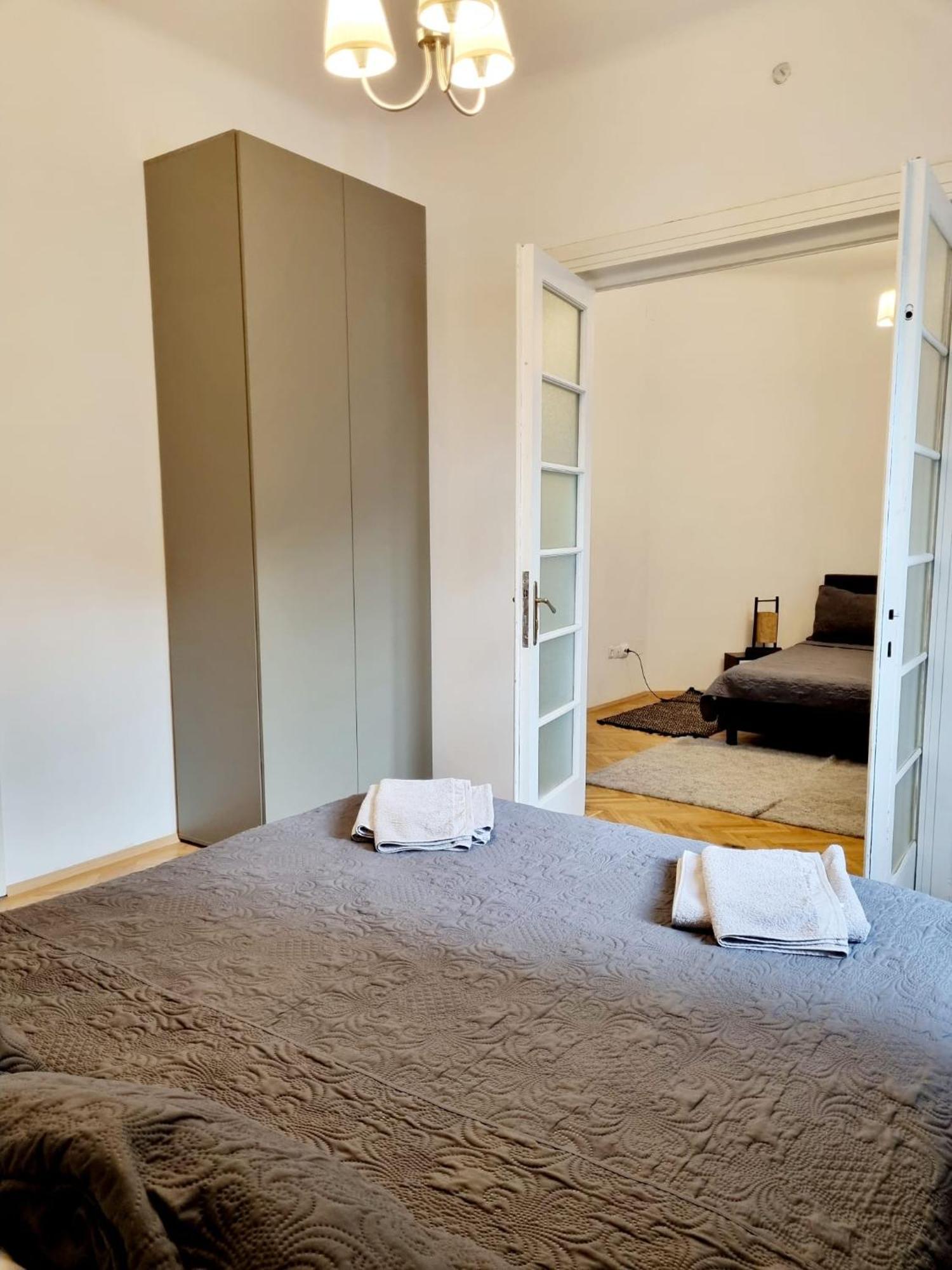 Cozy Apartment Near City Center Bukareszt Zewnętrze zdjęcie