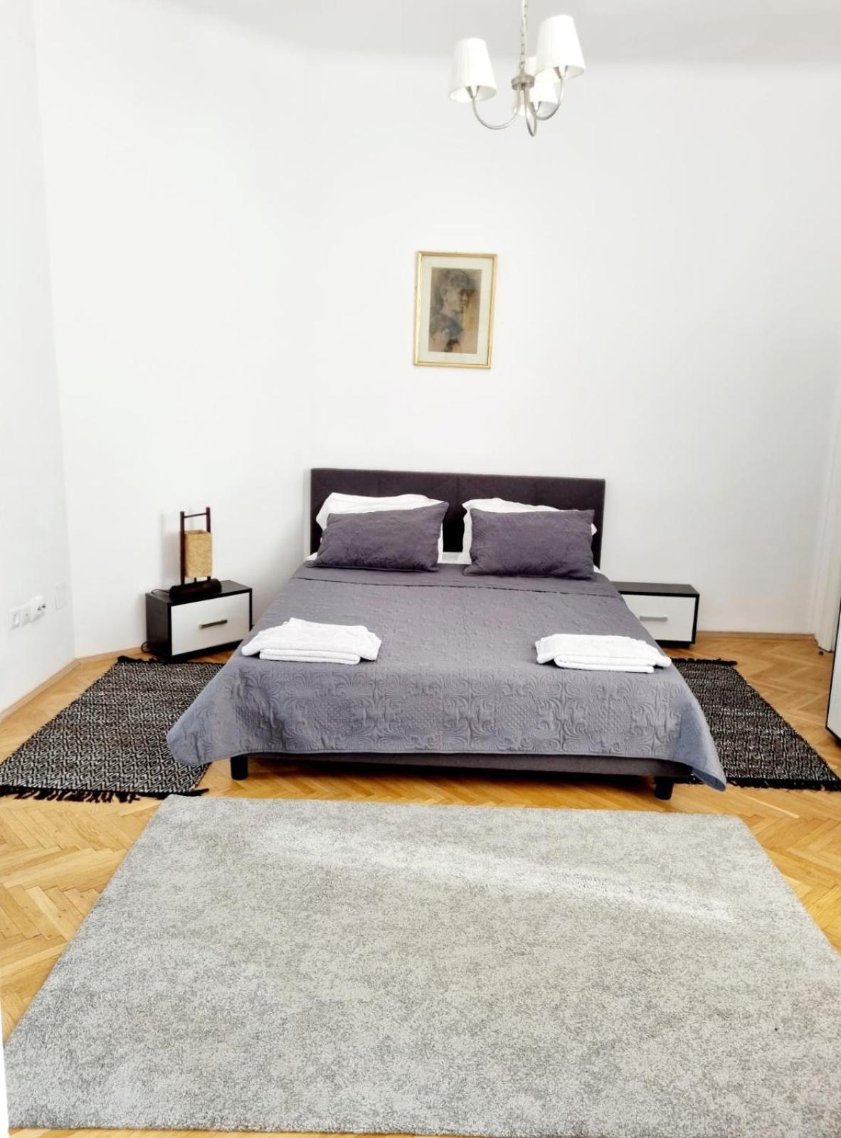 Cozy Apartment Near City Center Bukareszt Zewnętrze zdjęcie
